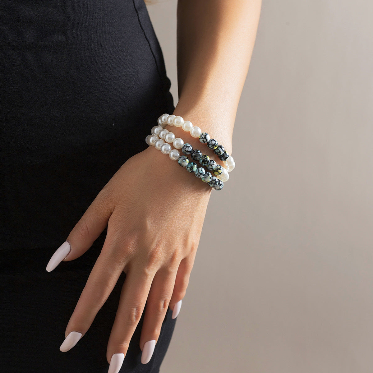 Wholesale Multi-layer Pearl Bracelet